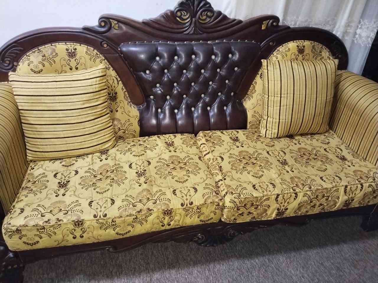 تخم للبيع السعر ٢٥٠ الف. عشر مقاعد  مابي اي عيب اوكسر


**إذا كنت صاحب هذا الإعلان وتريد حذفه لأي سبب، رجاءا أرسل رسالة إلى الدعم الفني**