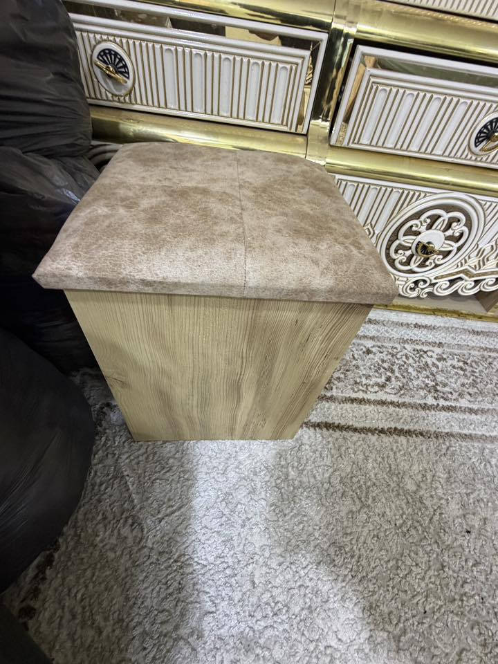 غرفه تركيا 8 قطع السعر 900 الف مكاني كربلاء ***********
