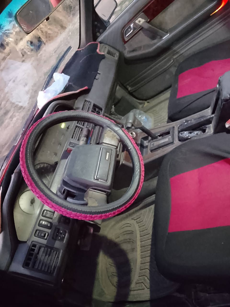 السلام عليكم مازده للبيع موديل 1990السنويه بسمي السعر 38وبيها مجال الشراي يتصل ***********
