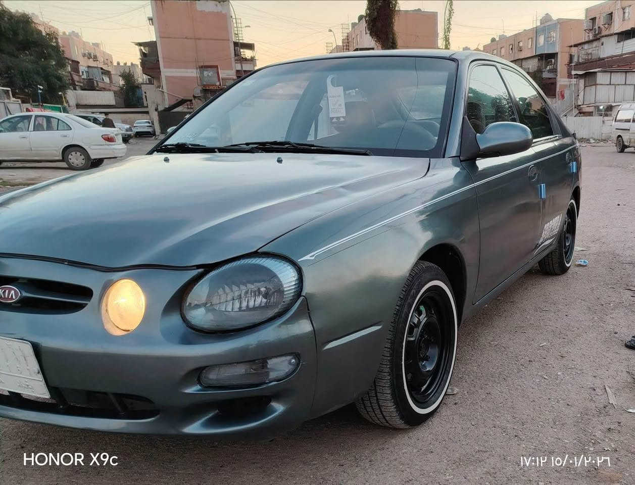 كيا سبكتره موديل 2001
محرك 2000دوش كير اوتو
تبريد ثلج صدر كله جديد
تخم تاير خط ابيض جديد
سياره بلاديه بدون ضربه
سعر46وبيهامجال مكاني 
بغداد*********** بغداد, العراق
