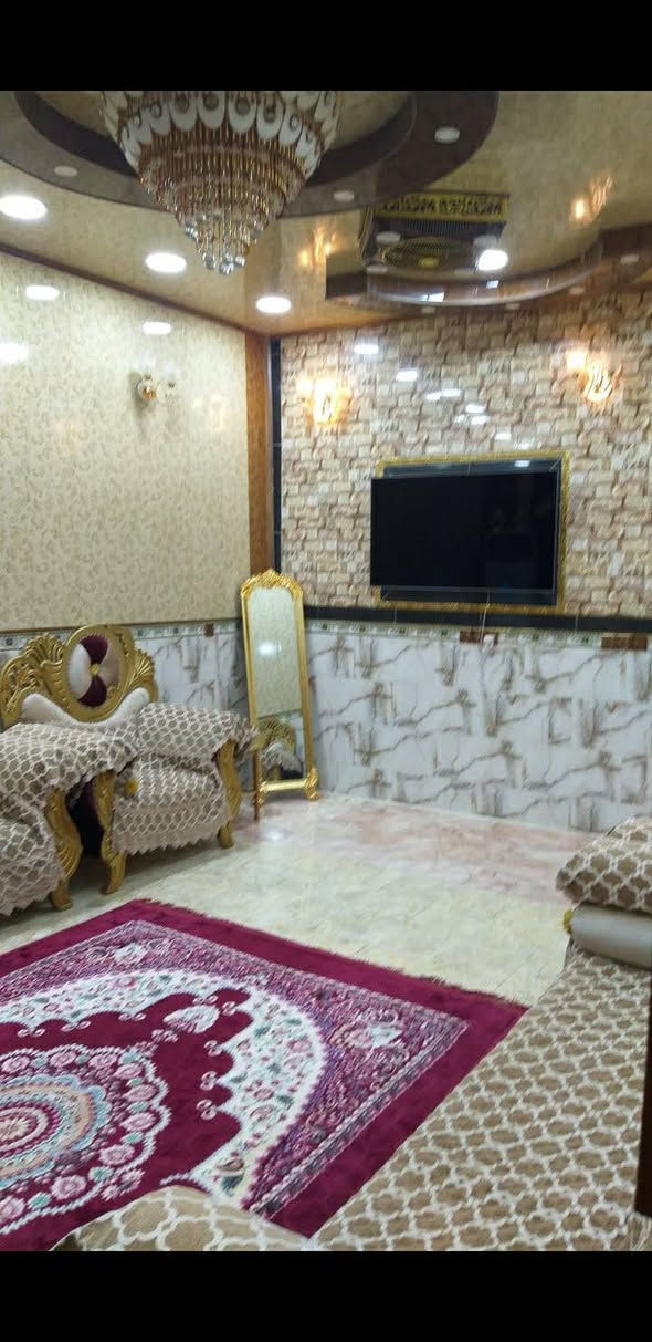 بيت للبيع المساحه ٢٠٠ متر مع برج أنترنيت فوق سطح ألبيت الماجديه الصفا القديمه منطقة حجي حسن الاولى ألأتصال على الرقم ،،،،، ***********
