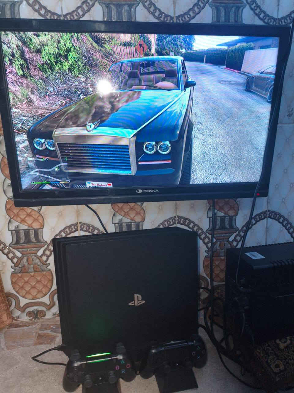 السلام عليكم متاح بلي فور للبيع واحد تيرا مهكر برو بي ١٧ لعبة استعمال قليل جدا مع يوبي اس ٤٥٠ اي استفسار ***********
