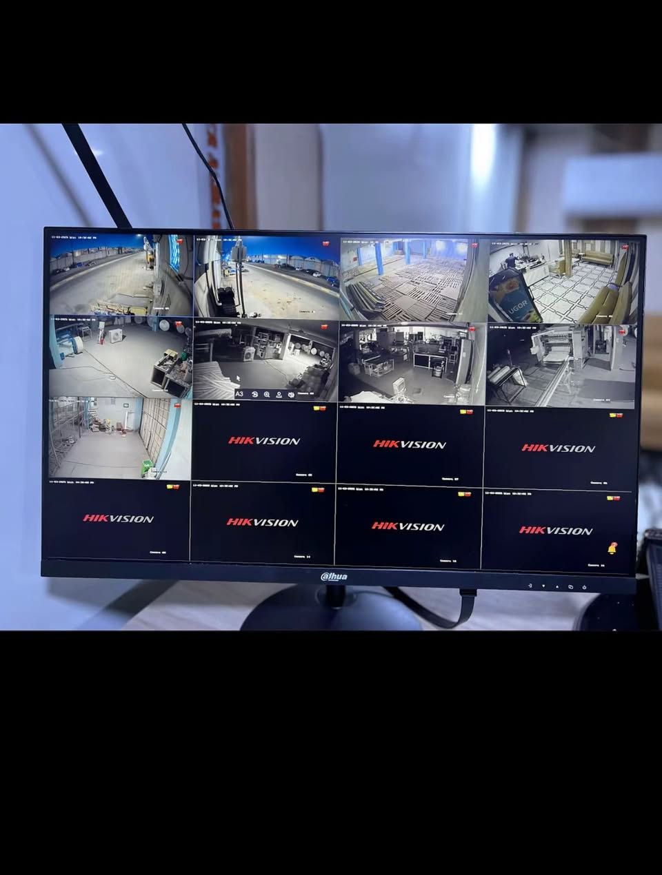 يا الله
السلام عليكم 
نصب وتركيب وتجهيز كامرات المراقبه المنزليه والمحلات التجاريه بدقه عاليه 
ايضاً أعاده وترييب الكامرات المنصبه وصيانة 
تواصل ع الخاص او وتساب ***********
