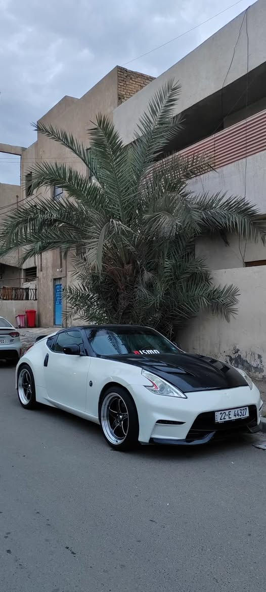 السلام عليكم حلالي للبيع او مراوس 

نوع السياره: Nassan

الموديل:z370

السنه:2016

اللون ابيض 

رقم المحرك:3.7 v6 مكفول
سياره بمعنى الكلمه قويه شرط شلعه معدل طيران 

حادث جاملغ خلفي وبالعراق جاملغ امامي بدون دواخل او معجون 

ماشيه 98
صدر كله جديد واصلي 

بدون اي نقص 

موصفات 

كير اوتو وعادي مكفول 
شفتات ستيرن تحكم سبورت
 
تحكم ستيرن جهتين 

تبريد تدفه
 وهواي موصفات
سقف روز رايز 

عليها تخم تاير جديد سعره فوك800$ 
ويل ويلد حجم 20 كله جديد

بنيد فتحات
 كيج اكتروني مربوط OBD 

عليها سستم صوت رعب
كامره داش كام اماميه خلفيه تسجيل
مسجل خزن
 عليها سبويلر
عصا كيرحديد ونادره 
وبرمجه قويه وسياره بالواقع احله

وبعد هواي ناسيهن
السعر 136 
 
السياره رقم اربيل عليها هزه وسنويه جديده باسمي عنواني بغداد الاعضميه  
رقمي ***********
