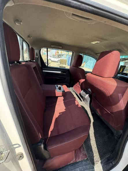 تيوتا هايلوكس ناصي موديل2021
شركه سيد نهرو مذهب السياره كامل موصافات فول عده البصمه 
ماشيه 146
بيه بارد قليل اقل الشبر غير شي ماكو مكفوله كفاله
 مكان الأنبار ***********
السعر 275 وبيه مجال قليل
