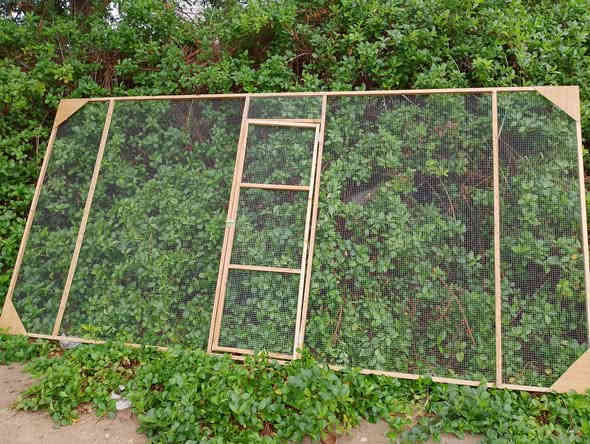 واجهة للبيع طول أربعة متر ارتفاع مترين نجف *********** يوجد توصيل
