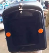 صندوق دلفري • مستخدم قليل • نضيف ٩٠/١٠٠