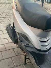 بريز لايت فوك للبيع مكفوله مابيهه أي نقص مكاني بغداد شارع فلسطين077453...