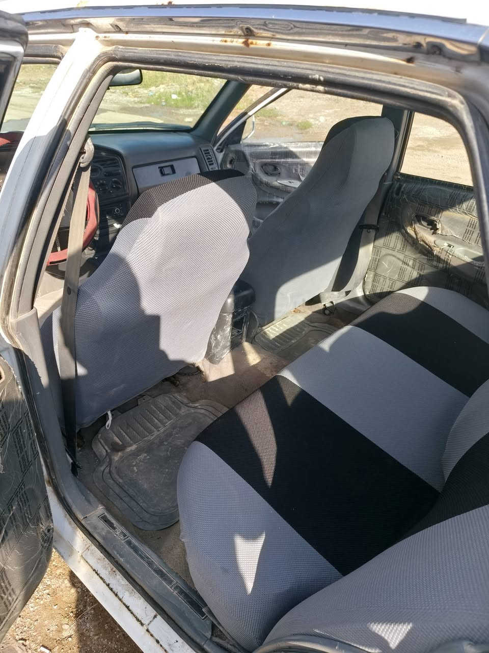 برنس فراشه موديل 97 كير عادي مابيها اي نقص السنويه ل 30 والسعر 30 وبيها مجال الرقم *********** العنون ديالى الغالبيه سيف سعد
