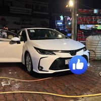 كورلا هايبرد 2025 ماشية ٧ الف ونص كيلو  بوضع الشركة  مكفوله كفاله عامة...