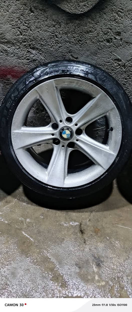 تخم ويل هامان 17 وتخم تاير جديد توني شاده للبيع
ملاحضه بي تصليح واحد هوا مو تصليح بس جرخه
مكانه بصره ***********
