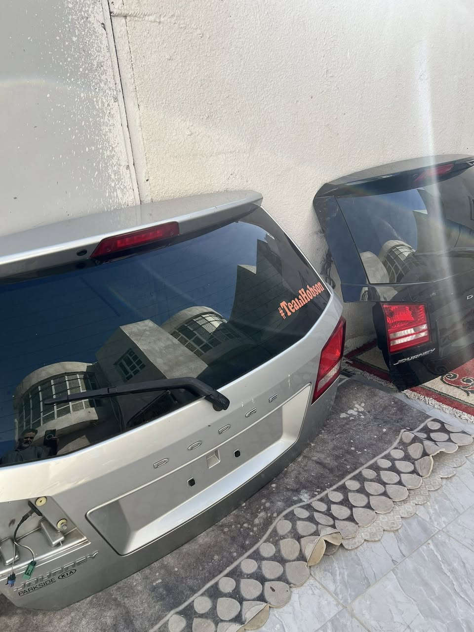 أبواب جنطه بحاله جيده للبيع بسعر مناسب بصره 0780131210
***********
