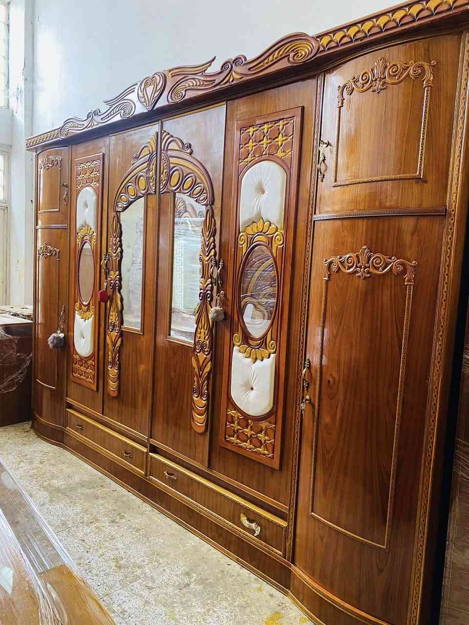 غرفة نوم مقوس ظهر جرجوبة درجة اولى اخت الجديدة بسعر 800 الف
عنوان بعقوبة كاطون شارع ابو رباح مزاد ضي القمر  

‭0772 484 3666‬
