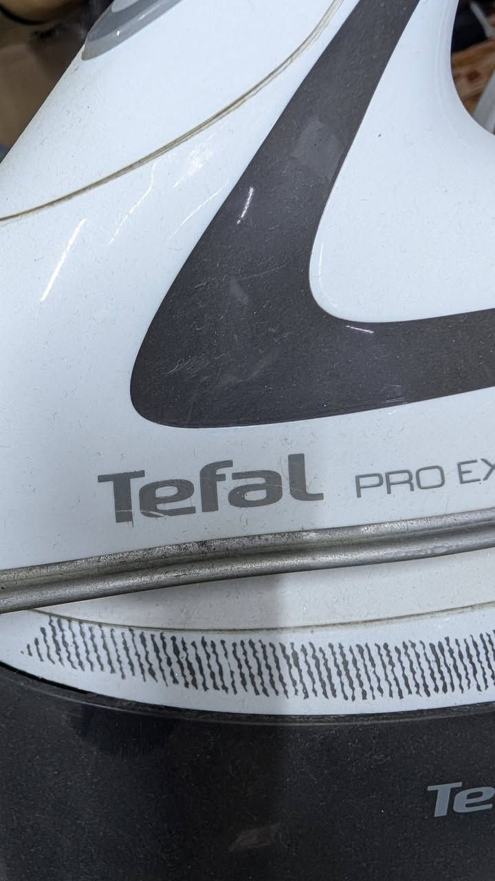 اوتي تيفال اصلي وعلى الفحص
بس بي كسر بالحوض 
خلي سعرك وبالعافيه


**إذا كنت صاحب هذا الإعلان وتريد حذفه لأي سبب، رجاءا أرسل رسالة إلى الدعم الفني**