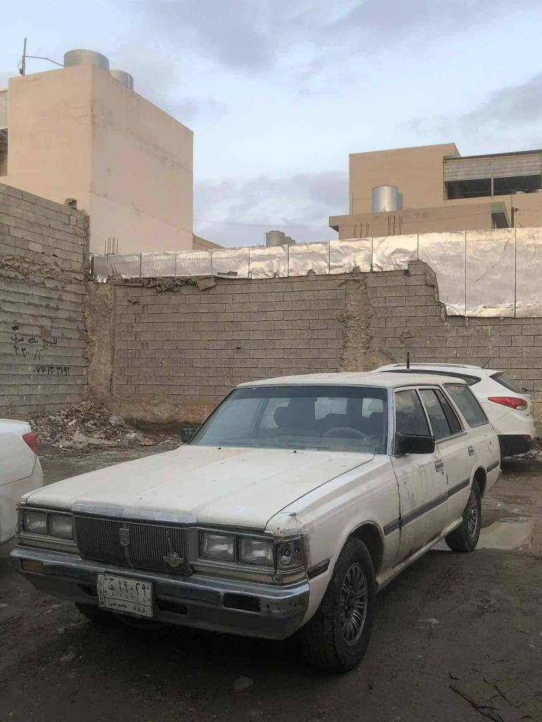 سياره سوبر موديل ١٩٨٥ اوتوماتيك الكير و محرك بطه  رقم كركوك اني بس مكلف بنشر هذا رقم صاحبه 
0777 710 4575 سعر ٢٦ و بيه مجال كركوك, العراق
