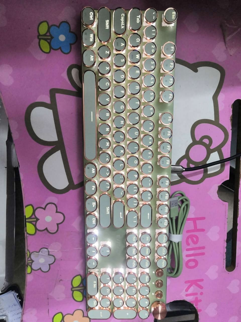 السلام عليكم عندي كيبورد ميكانيكي قيمو بل يرضي الله


**إذا كنت صاحب هذا الإعلان وتريد حذفه لأي سبب، رجاءا أرسل رسالة إلى الدعم الفني**