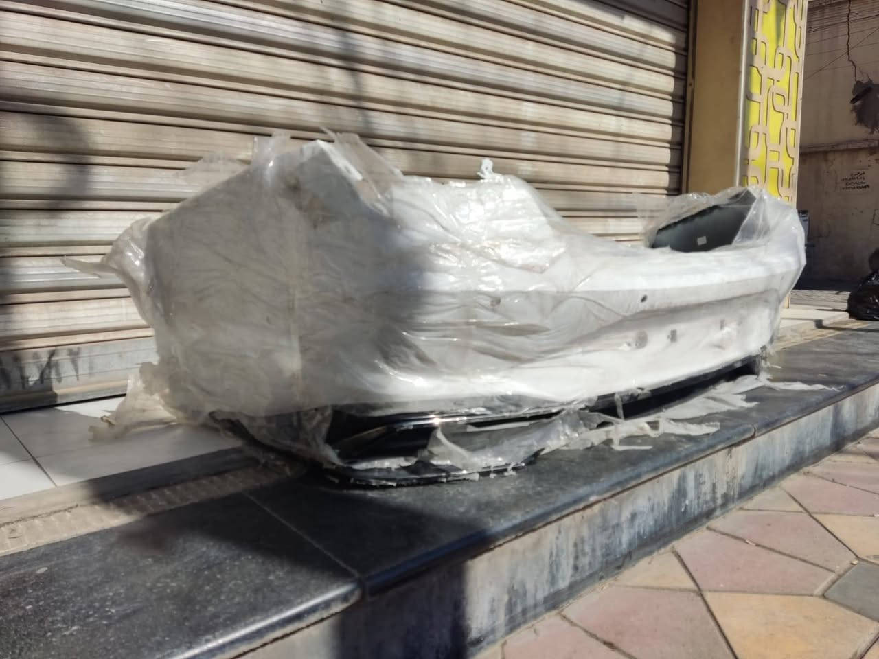 السلام عليك دعامية النترا من 21 لل 25 ابيض خليجي  مكانه بغداد الغدير جديده سعر مناسب 
***********2
