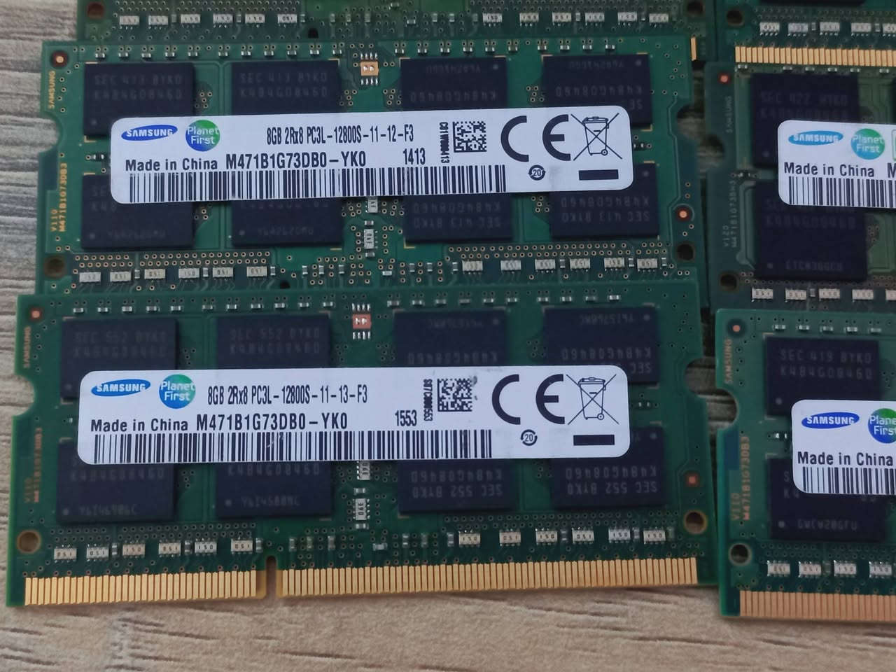 للبيع رامات لابتوب سامسونك  DDR3 / 8GB العدد 10 قطع الاستفسار مراسلة الرقم  ***********
