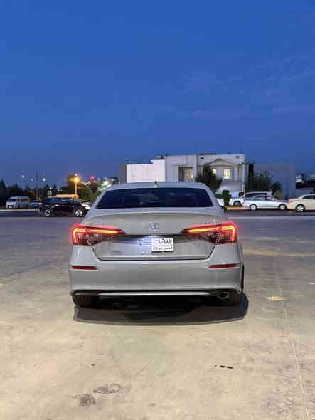 السلام عليكم 
هوندا سيفيك 2023 سبورت

ماشيه 47 مايل

تترقم جميع المحافظات عدا الإقليم 

     ( ( حادث بنيد وجاملغ  وباب)  

مواصفات

- بصمة 

- شاشة كبيرة

- رادار 

- تحديد مسار

- اوتو استوب  انطفاء عند الوقوق 

- تحديد سرعة

- شاشة عداد ديجيتل

- تحكمات ستيرن

- تحذير  وقوف 

- هاندبريك كهربائي

- لايت زينون امامي

- لايت خلفي ليد

- تشغيل عن بعد 

- نظام ايكو وسبورت وعادي

- محرك ٢٠٠٠  تنفس طبيعي

السعر 140
وبيها مجال بسيط 
العنوان :- الأنبار . القائم

للاستفسار ***********
