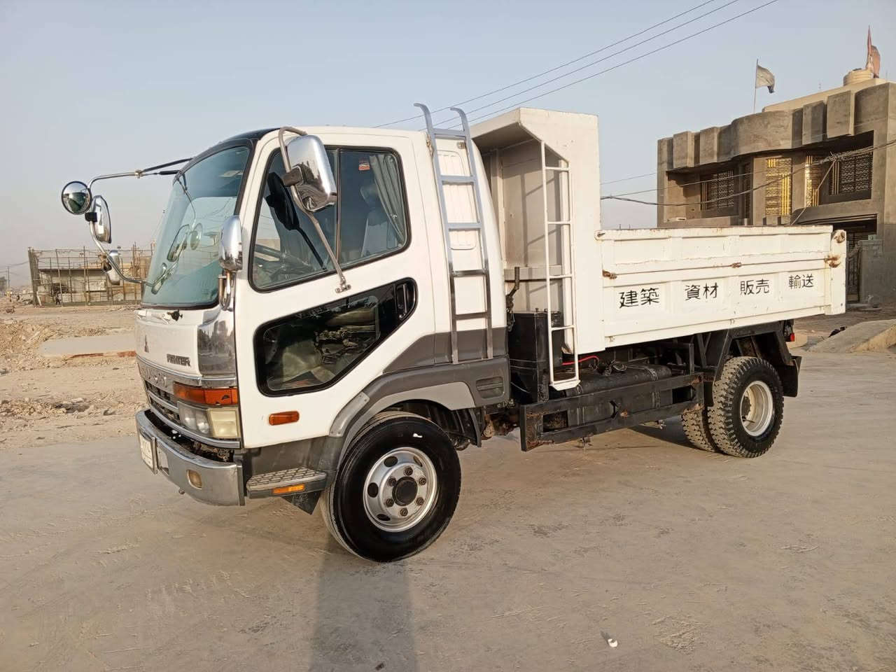 للبيع !
السلام عليكم فوزو بزون قلاب موديل 96 بغداد باسمى سنويه ل 27 مداور ثاني يوم الاتصال ***********
