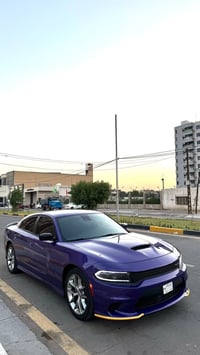 دوج تشاجر GT 2023 اصل     ماشية 5 الاف  الون بنفسجي  بدون ارقام منفيس ...