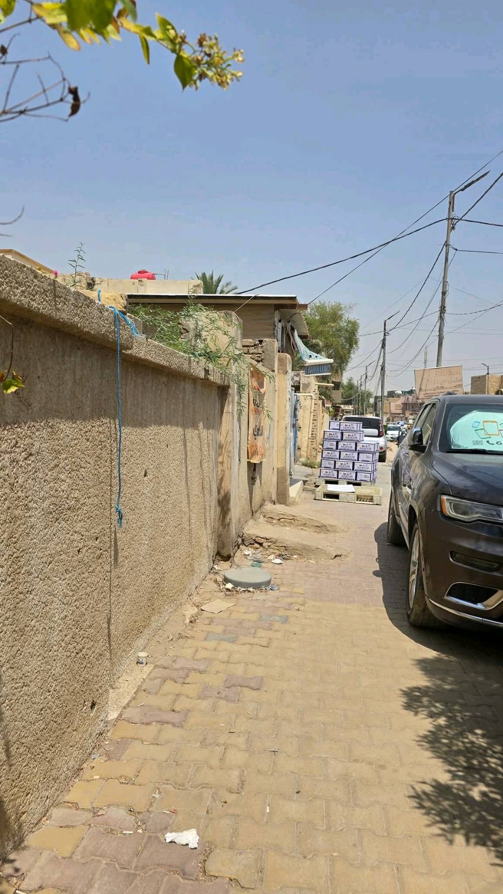 دار للبيع
المساحه ٥٥٣ م 
تجاري 
طابو صرف
واجهه ٢٩ متر 
الموقع شارع طالب الفيتر قرب مطعم التاميم الحديث السياحي 
قرب بيت المحافظ .. قرب مجسر الجمهورية
للاستفسار الاتصال على الرقم ***********
او مراسلة الصفحه على الخاص