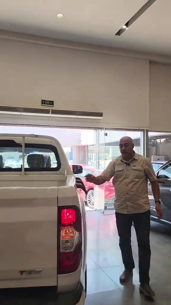🚗 القوة والمتانة تجتمع في MG T60 كير عادي .. الآن بنظام القسط المريح! 🚗 ​تعلن  الإحسان للسيارات عن توفر وحش الطرق الوعرة والمهام الشاقة: ✨ بيك اب MG T60 - دبل قمارة - دفع رباعي 4x4 ✨ ​سيارة تجمع بين رفاهية الصالون وقوة البيك اب، مصممة لتتحمل أصعب الظروف وبأقل التكاليف. ​💰 تفاصيل العرض الاقتصادي: ​القسط الشهري: 460 دينار عراقي فقط! مقدمة مليون دينار ✅️ ​نوع الدفع: دفع رباعي (4WD) لأداء جبار على كل الطرق. ​✅ شروط التقديم والضمانات: ​نحن نبسط لك الإجراءات، كل ما تحتاجه هو: ​كفيل واحد فقط: (موظف مدني على الملاك الدائم) أو (ضابط في قوى الأمن الداخلي أو الدفاع). ​📍 المحافظات المشمولة بالتسجيل: ​نوفر لك اللوحات المرورية في المحافظات التالية: ​بغداد 🇮🇶 ​ديالى ✨ ​صلاح الدين 🛡️ ​📞 للحجز والاستفسار: ​لا تفوت الفرصة، تواصل معنا الآن أو قم بزيارتنا في صالة العرض: 📌​العنوان: ديالى - بعقوبة - مجاور كراج البحيرة 🚙 ​رقم الموبايل: *********** - ***********📱 ​الإحسان للسيارات.. خيارك الأمثل لسيارة العمر!

