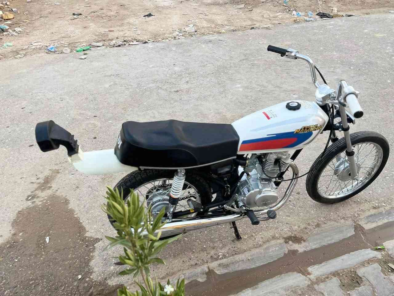 دراجه شاصيه٢٧وتعيره جديده مصارله اقل شهر كله اصلي شلامجه.
مكاني دوانيه حي الجامعه 

سعره٧٠٠وببه مجال حك جيه 

شراي يتصل ***********
