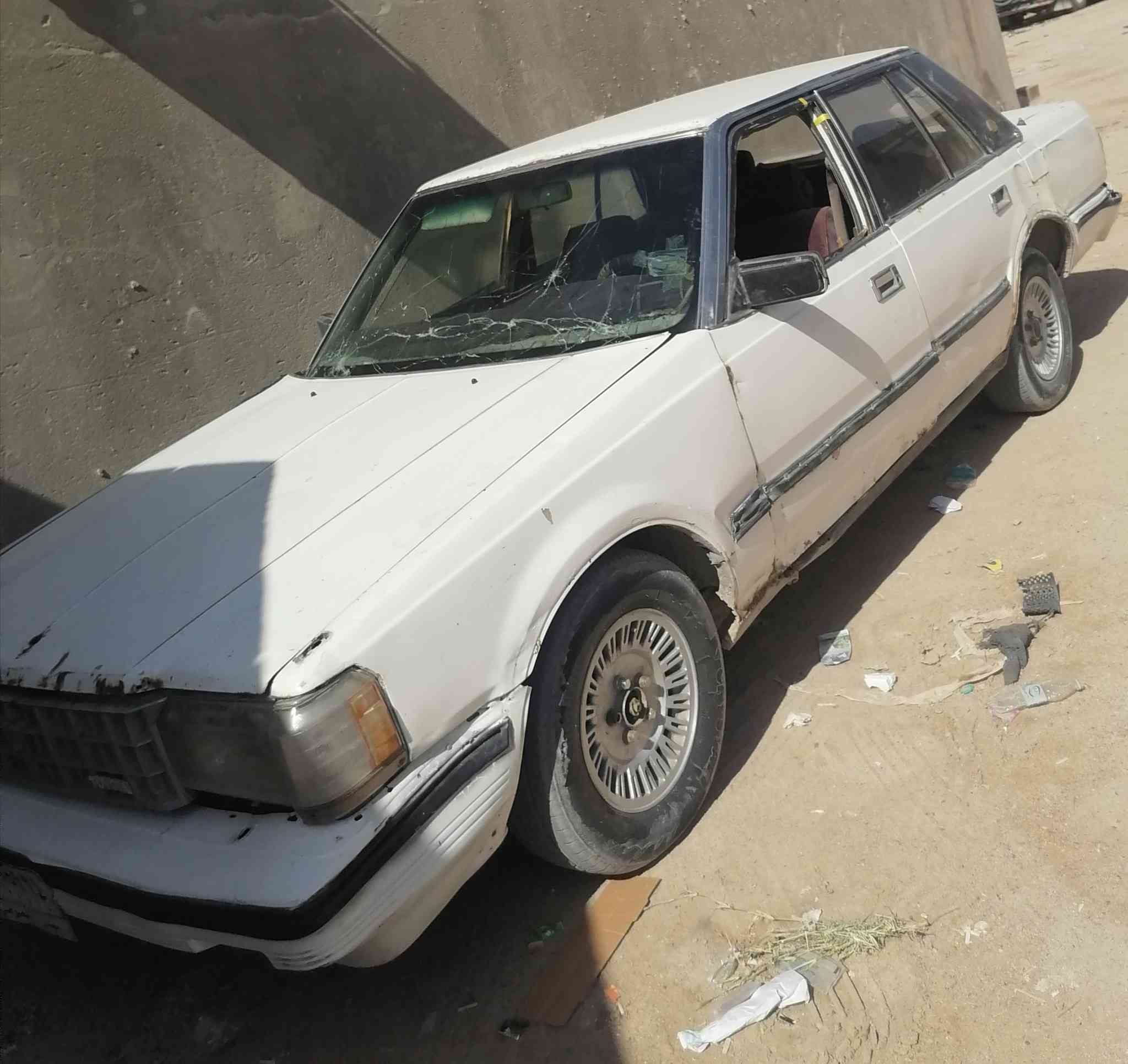 للبيع سوبر كراون موديل 1984
السيارة تمشي تريد تسقط او تخليها جواك  للبيت.
موديل: 1984
رقم ميسان – مشروع وطني
مكان السيارة: البصرة / الزبير
السعر: 18 ورقة وقابل للتفاوض 
السيارة تمشي محرك ٢٠٥
📞 للاستفسار الاتصال: ***********)
