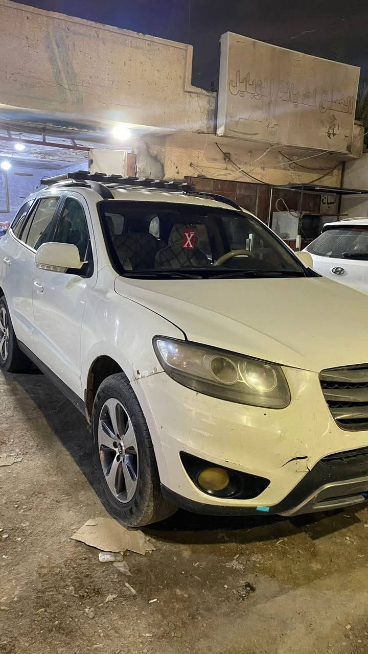 السلام عليكم خوان
سنتافي 7 راكب  مديل 12 سياره 4 سلندر جاهزه مكينه وكير مكفولات رقم اربيل مكفوله  ماعده باب سايق بي صبغ رقم اربيل تحويل وكاله موجود حداديه جديده  تخم تاير جديد باتري جديد  سعر 135 وبيها مجال للطيبين رقمي ***********
