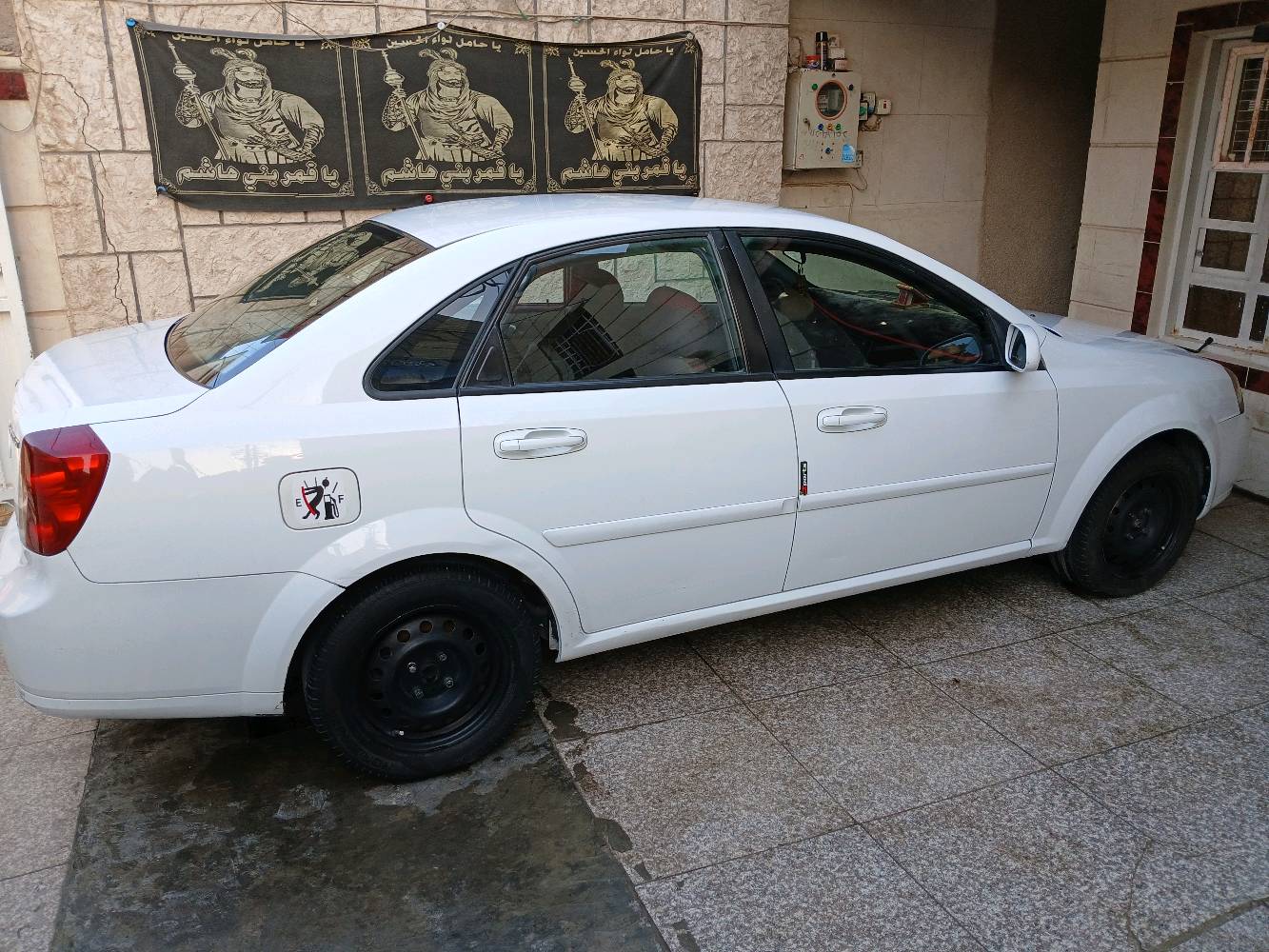 العنوان الامين الثانيه 
ماشيه   164الف