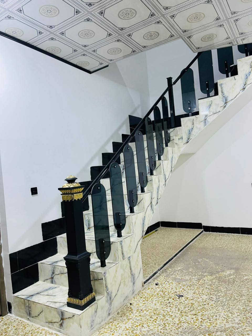 للألمنيوم
نجمع لك الفخامة، المتانة، والأمان في مكان واحد! 🛠️✨
​نصمم وننفذ بأعلى جودة:
​🍽️ مطابخ عصرية.
​🪜 محجرات ألمنيوم.
​💎 زجاج حراري ضد الكسر.
​✅ دقة بالتنفيذ | التزام بالمواعيد | خامات أصلية
​📞 للحجز والاستفسار: ***********
