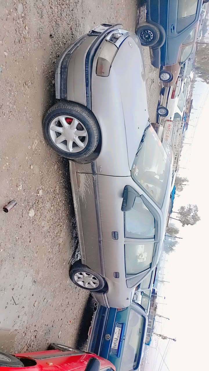 ئوبل فيكترا 1992ره قه م ئه سلى مه كينه 16قايش بان ئه وليات و وحاسيبه به شه رت ده حامي بو ده حامي به شه رت براوه وه ركه ران به شه رت بشت بيشي كه بسه كاره بأي كشت كياني به شه رت شوين هه ولير ***********
