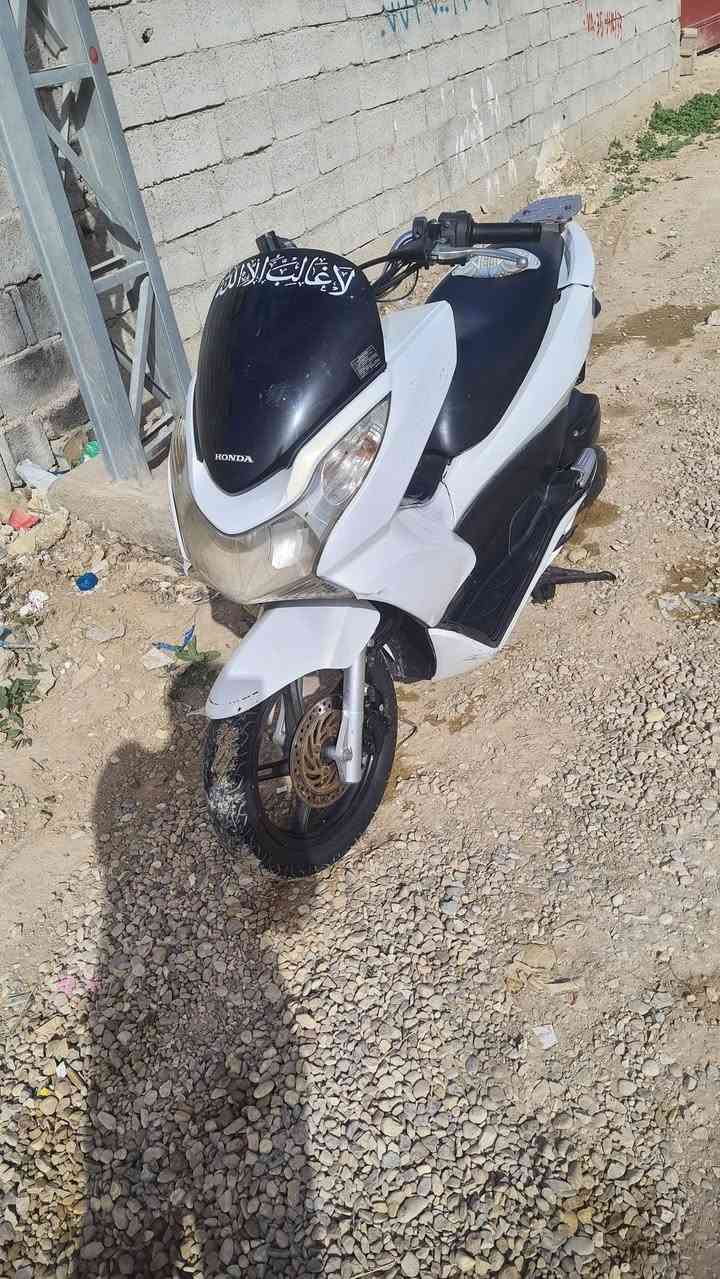 السلام عليكم دراجهpcXللبع نضيفه ناعمه ماناقصه شي ***********
