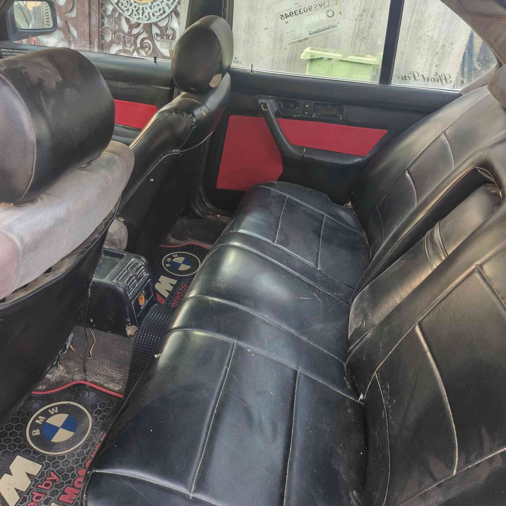 سلام عليكم بئم 535 كير محرك مكفولات رقم بغداد انكليزي تحويل ثاني يوم سياره بيع او مراوس ب مرسيدس حسب لقناعه مكان الفلوجه 
***********
