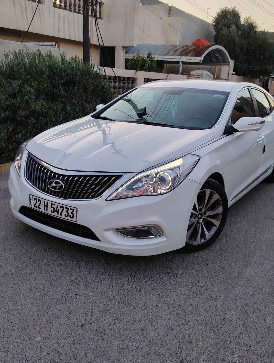 السلام عليكم
هونداي ازيرا خليجي موديل 2014 محرك دوش 3.0 المرغوب السيارة بدون ضربة فقط بيها صبغ  باب خلفي ورة السايق والداير مال الجاملغ  مري شفط بردة خلفية كهرباء بردات ابواب 3انظمة قيادة اشارة ترحيب حساسات خلفية كامرة  تدفئة مقاعد جاهزة من كل النواحي نضافتها بالحقيقة احلى من الصور  ترايها كلش حلو محرك وكير مكفولات تدفئة تبريد صدر خلفي أمامي باتري جديد السيارة جاهزة بدون اي مصرف مال جناي سنوية ورقم وهزة جدد تحويل مباشر ثاني يوم مكان السيارة السعر 126$مجالها شي بسيط للشراي الاتصال على الرقم ***********
