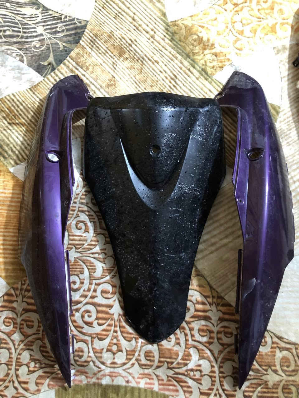 سلام عليكم غراض ماكس للبيع كفرات + كزوز كاتم مشيش وكامل فقط ملحوم موضح بصوره +ستان نص وستان صفح + اشاير مال عدله+ كعاديات اسعار خاص مكاني بصره قرنه ***********
