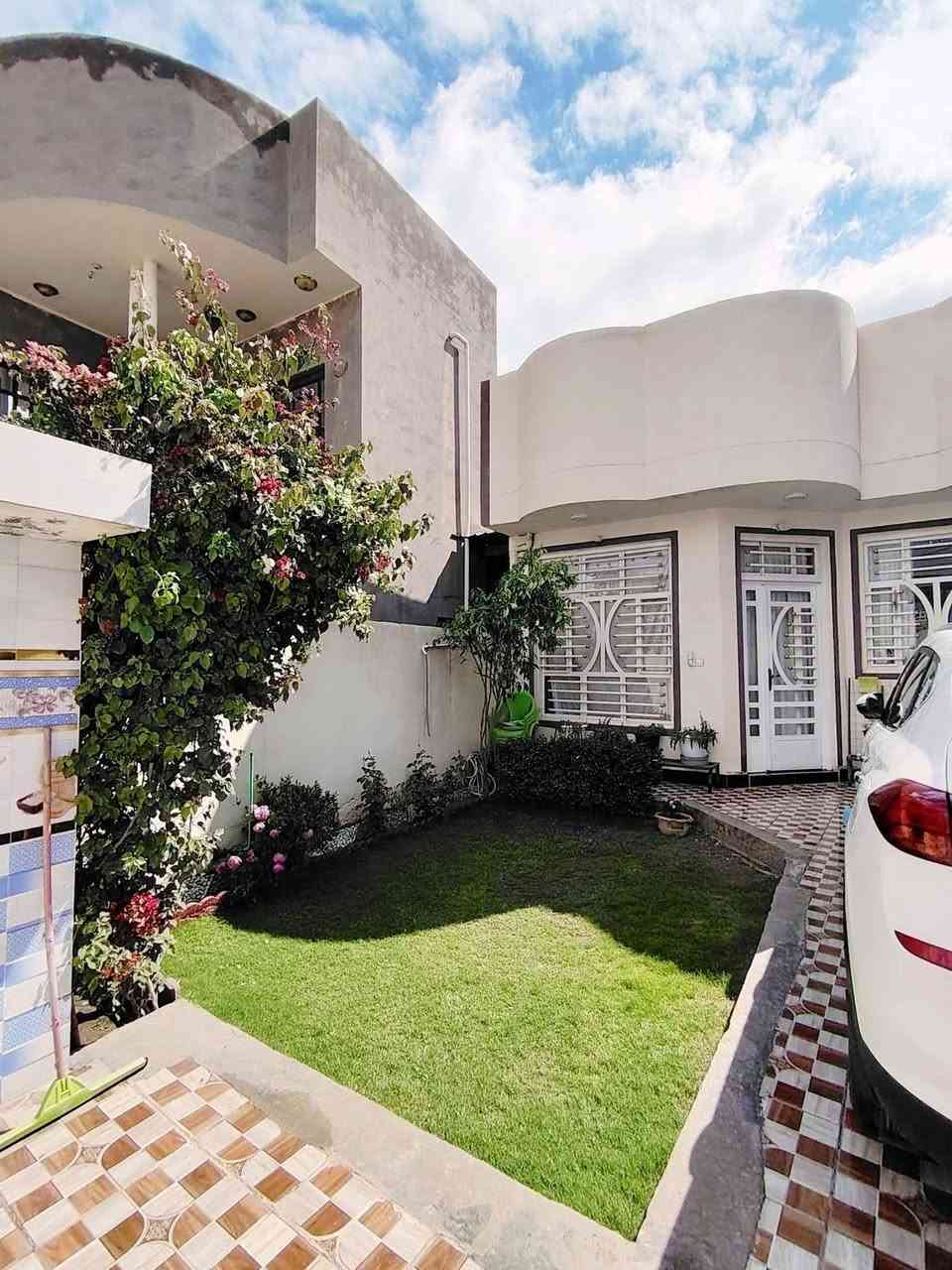 دار للبيع طابو زراعي سند 25
الموقع حي الصحة خلف سنتر كورنيش 
المساحة 150م  واقع حال 190م
الواجة 7.5×25
طابقين الطابق الاول غرفة نوم 4×5
الستقبال4×6
المطبخ3.5×5
هول كبير 5×7.5
مجمع صحيات منور حول البيت
كراج كبير وحديقه
الطابق الثاني غرفة سويت مع مخزن 
وكليدور وسطحين
للاستفسار 
اتصل بالارقام التاليه 
***********
***********
موقع المكتب حله نادر الاولى الشارع الرئيسي مقابيل دائره اتصالات بابل 
مكتب علي السلطاني للعقار23
