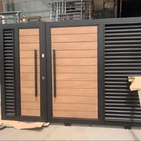 باب حديد • عرض 3.5م • طول 2م