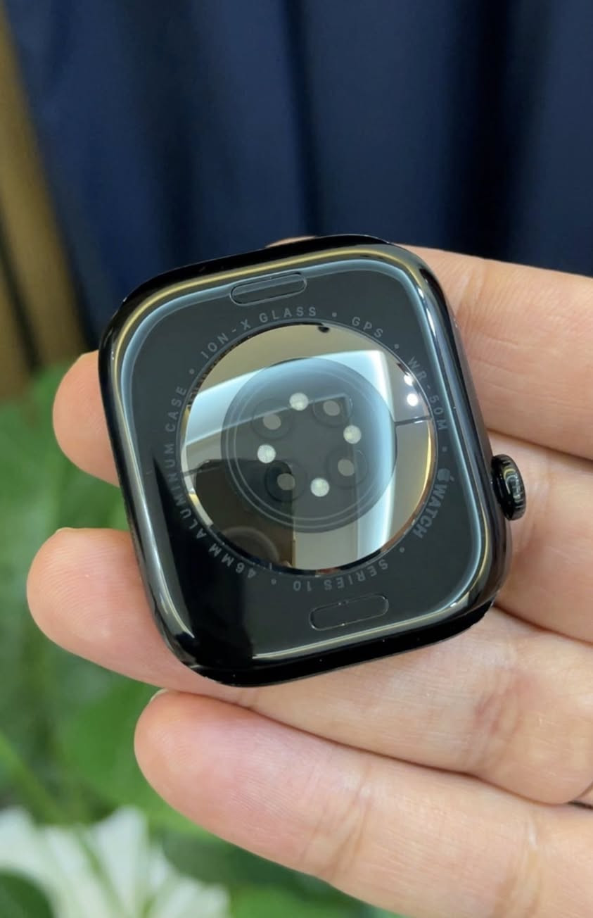 ساعة ابل وتش الاصدار 10 
جديدة استخدام شهر مشوحنه مرتين 
ضمان ABM 
حجم الساعة 46 
بطارية 100‎%‎
سعرها 475 الف للمهتمين 
الاتصال وتساب
‭0786 501 3175‬
