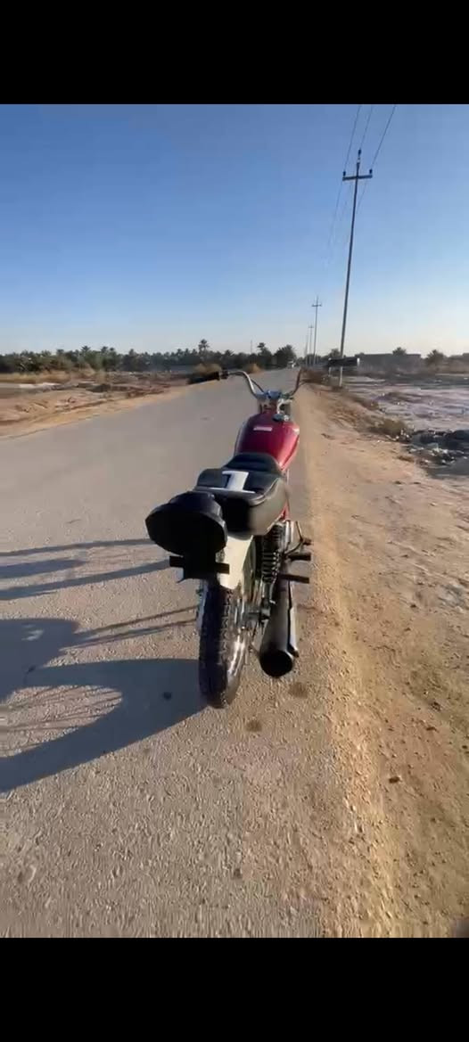 للبيع دراجه كلك تعمير 25 حته شاصي دراجه ما مفتوحه مكان رميثه سعر خاص ***********
