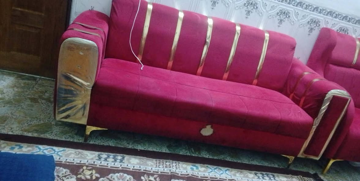 تخم ١٠ مقاعد سوكي نضيف بي ضرر بسيط موضح بالصورة سعره ١٥٠ العنوان بغداد العبيدي


**إذا كنت صاحب هذا الإعلان وتريد حذفه لأي سبب، رجاءا أرسل رسالة إلى الدعم الفني**