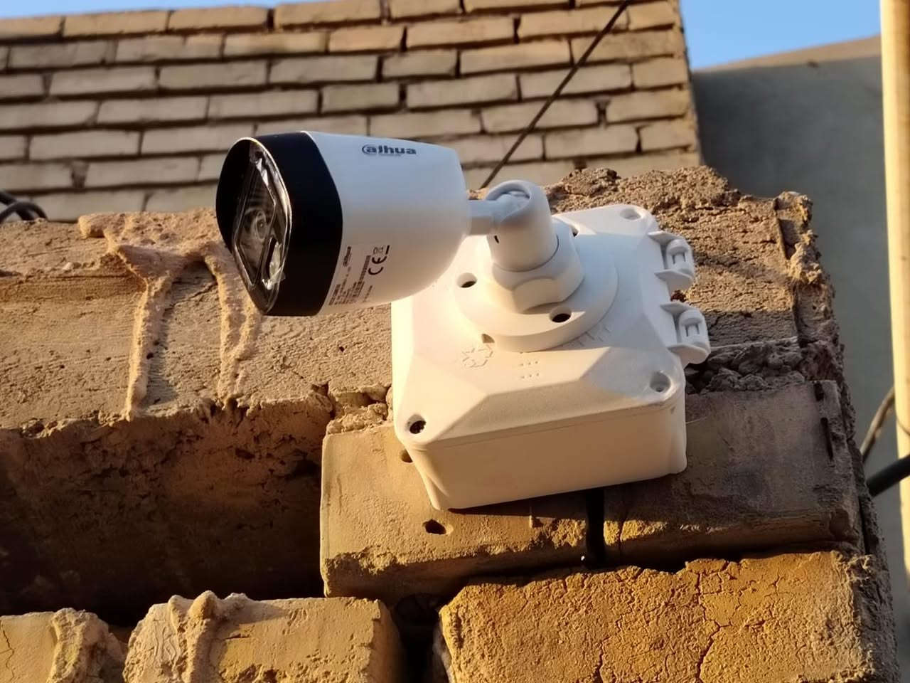 اسبق عصرك وكن في الطليعة
سلام عليكم 
تم تأمين منزل احد زبائننا ب ٤ كاميرات من شركة دهوا 
دقة ٢ ميكا بكسل
صوت وصوره 
ليلي الوان 
ضمان سنه 
# العنوان #
كربلاء/ طويريج/ شارع البلدية/ مجاور المستوصف الطبي 
# هاتف #
***********
***********
جملة- مفرد 
اسعار خاصة للمنصبين
