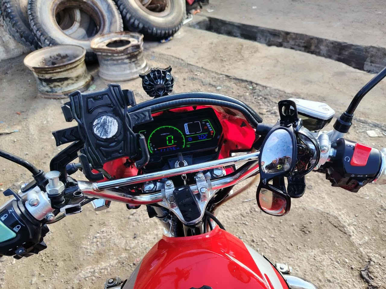 اسلام عليكم ورحمة الله جني كله للبيع موديل /2025
محرك /200
السعر /800
المكان /شميط /*********** يرهم مراوس وتنطيني فرق
