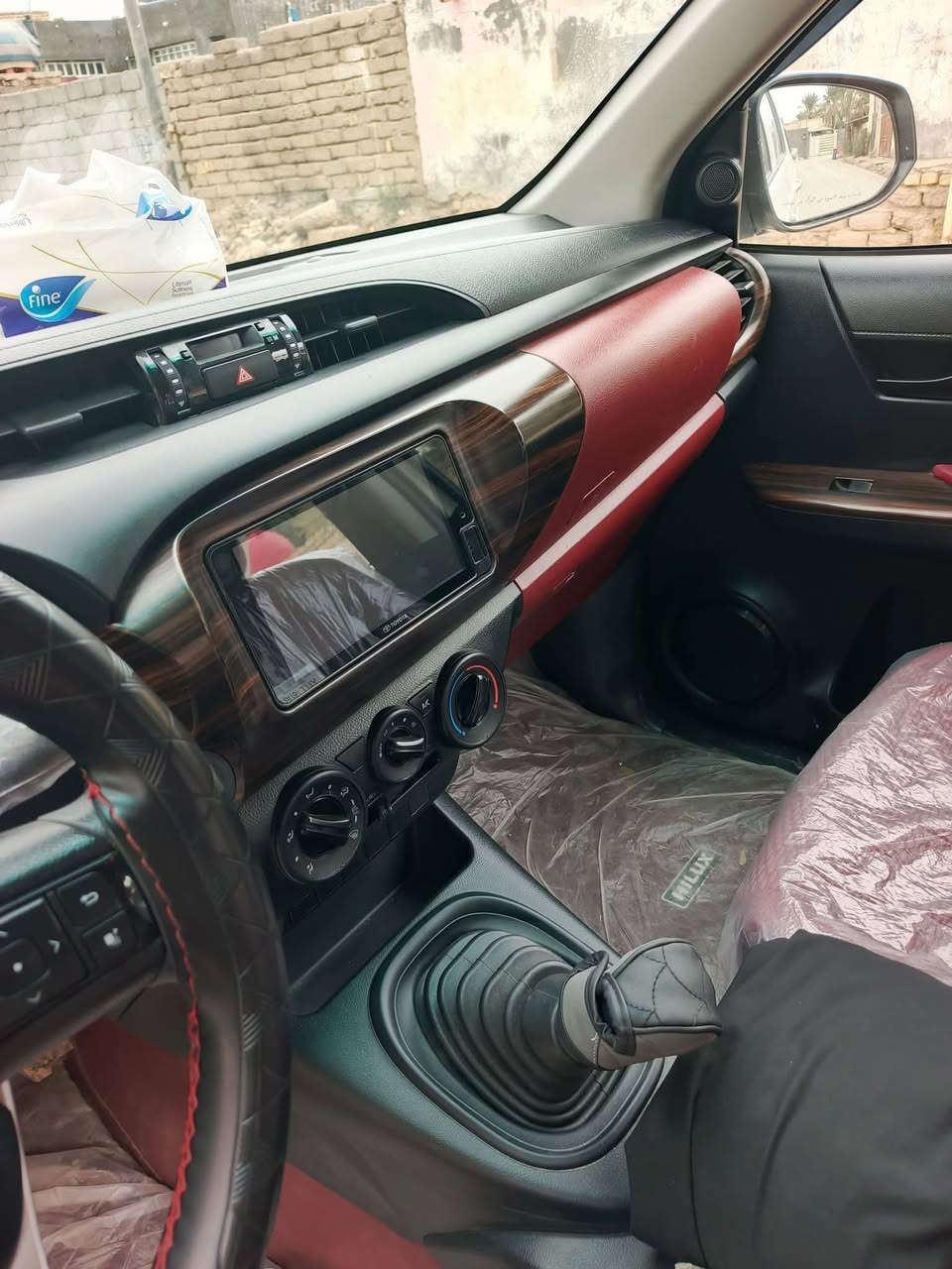 للبيع موديل 24 رقم ربيل كير عادي.  ماسيه بس 19 الف.   كفاله عامه.  العنوان ناصرية    235.     . تراهم.مراوس.   ***********3
