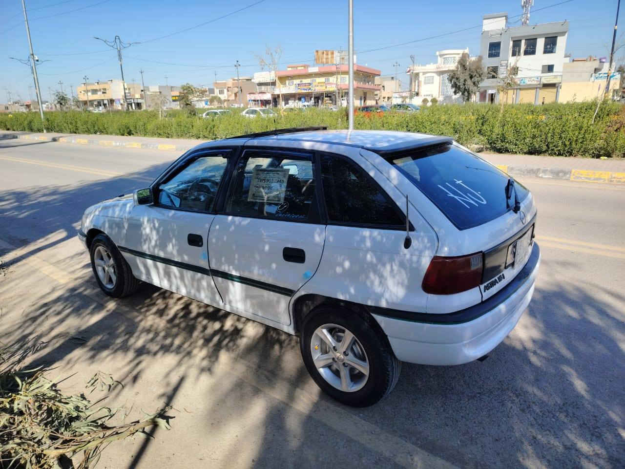 اوبل استرا حجم ١٦ ابيض محرك جديد طخم تاير ويل كب طخم نضيف بدون ضرر دوائر دوسات صبغ رقم ألماني نينوئ سنويه ٢٨ شرط التحويل والوكاله ***********
