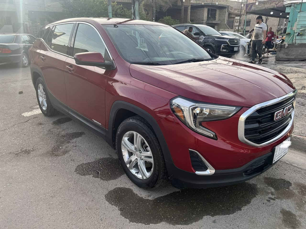 جمسي تيران موديل ١٩ نظيفة جدا ومكفولة حادثها جدا بسيط موجود بالصور رقم واسط للتفاصيل ***********
