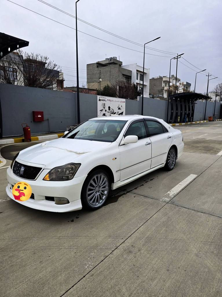 شاهینەی بڕاوە
2006سپۆڕت
180سپی بێ بۆیاخ
گێر گەورەی مەکینە بچوک 
سێ دووگمە و ناو ڕەساسی 
گێڕ و مەکینە و دەعم و لێدران شانسی و هەموو گیانی بەشەرت
سعری 46 گەڵا
***********
*********** السليمانية, العراق
