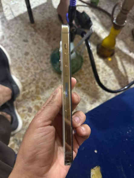 سلام عليكم ايفون 13برو ماكس جهاز مبدل شاشه اصليه وبطاريه فقط البطاريه عل وضعه بعدهي 100 جهاز نضيف مال بيت السعر 500 وبيه مجال للشراي
*********** 
بغداد مدينه الصدر👍🏻
