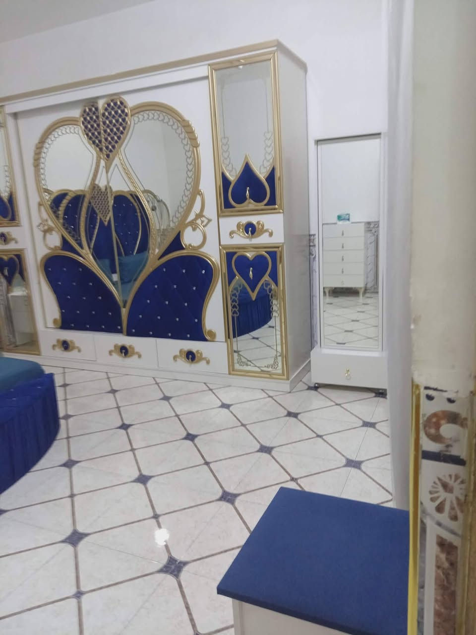 الغرفة للبيع ماخذيها 3ملايين استخدام قليل نظيفه جدا سعرها مليون وربع وبيها مجال مكان واسط الزبيديه


**إذا كنت صاحب هذا الإعلان وتريد حذفه لأي سبب، رجاءا أرسل رسالة إلى الدعم الفني**